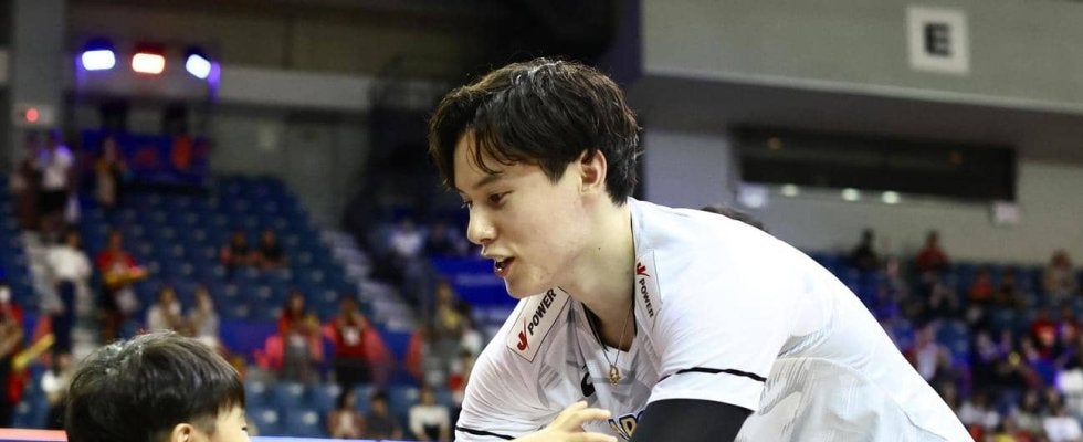 バレー高橋藍が大逆転勝利に「One team」　「ゾクゾクしました」と興奮の声