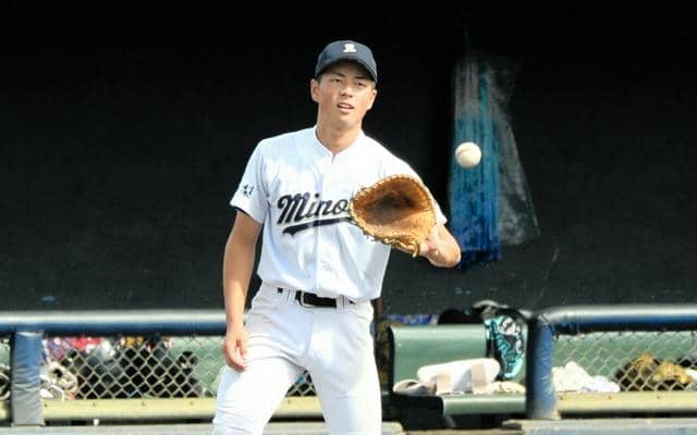 「打倒・山梨学院」の夢、満塁弾に散る　身延・柿島瑛心主将