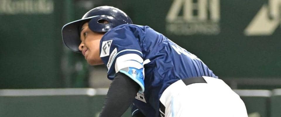 日本ハム・万波が２打席連続本塁打　六回に１５号ソロ、七回にも１６号ソロをどちらも左翼席へ　カメハメ波ポーズ連発　１試合２発は今季２度目