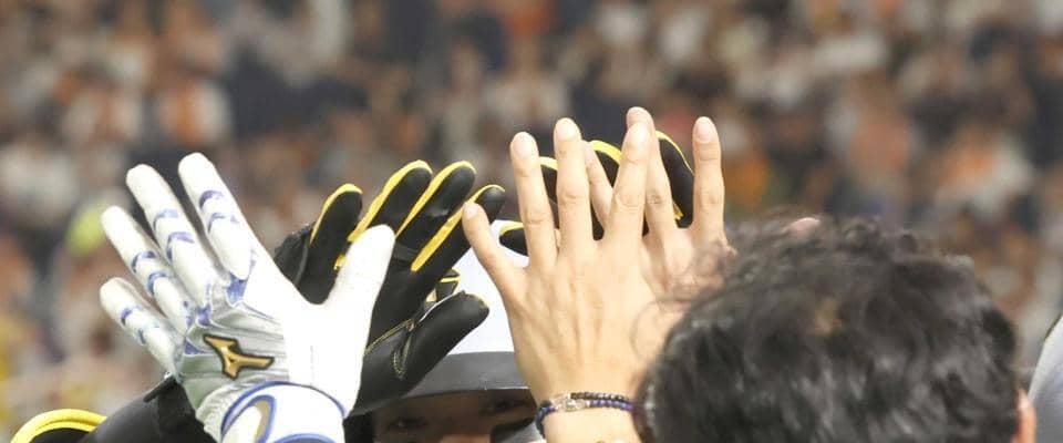 阪神　佐藤輝が自己最多本塁打数を更新できた理由　ドラフト同期、中野らが語る