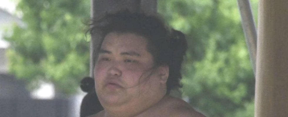伊勢ケ浜部屋の研修生として生活するモンゴル出身のオチルサイハンが秋場所の新弟子検査受検