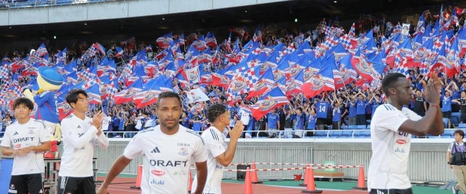 横浜Ｍの公式戦で日産スタジアムが異様な雰囲気に　横断幕張られず鳴り物もなし　５日に一部サポーターが禁止行為