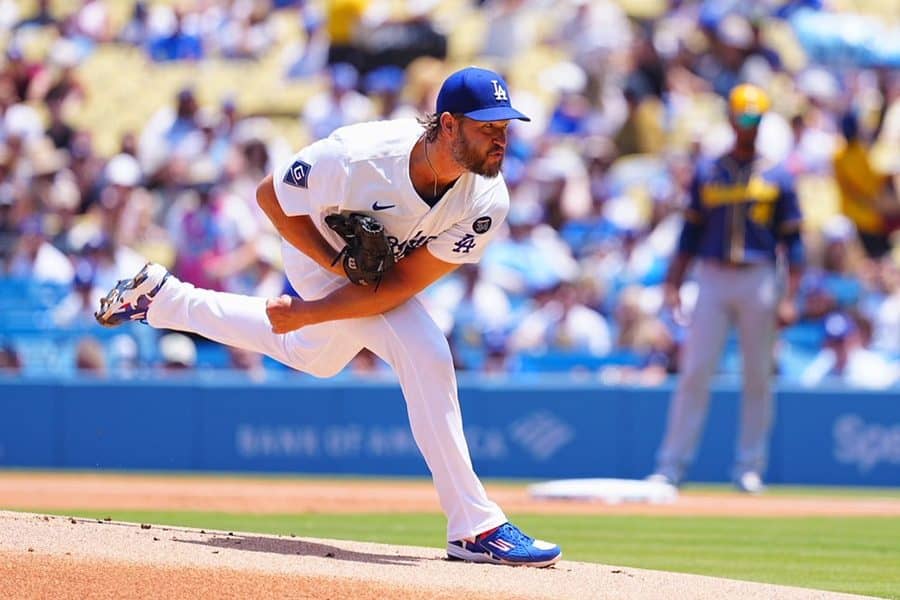 ロスアンゼルスドジャース　カーショー
来場者記念ボブルヘッド カーショーがベンチで“豹変”… ぶちまけた怒り、米メディアから