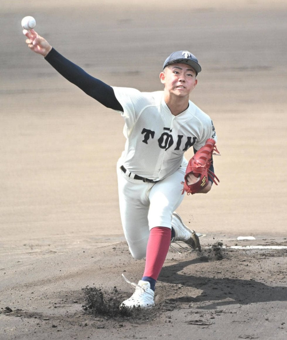 高校野球】V候補の大阪桐蔭が苦戦 スコアレスで終盤戦へ 投手は