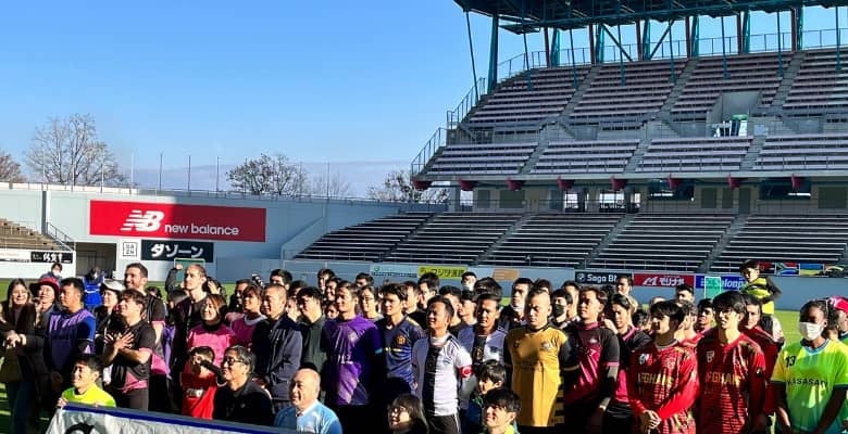 F・トーレスの使ったロッカーで着替えサガン鳥栖のピッチで試合！大好評のフットサルW杯が佐賀県にもたらすもの