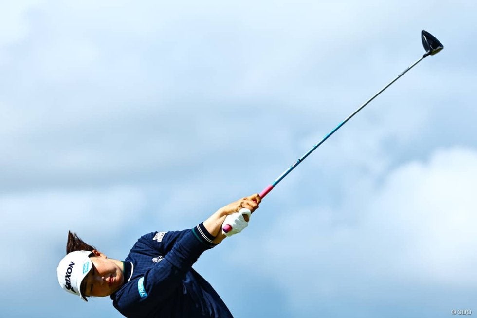 竹田麗央と岡山絵里が首位発進 山下美夢有1打差 トップ10に日本勢6人