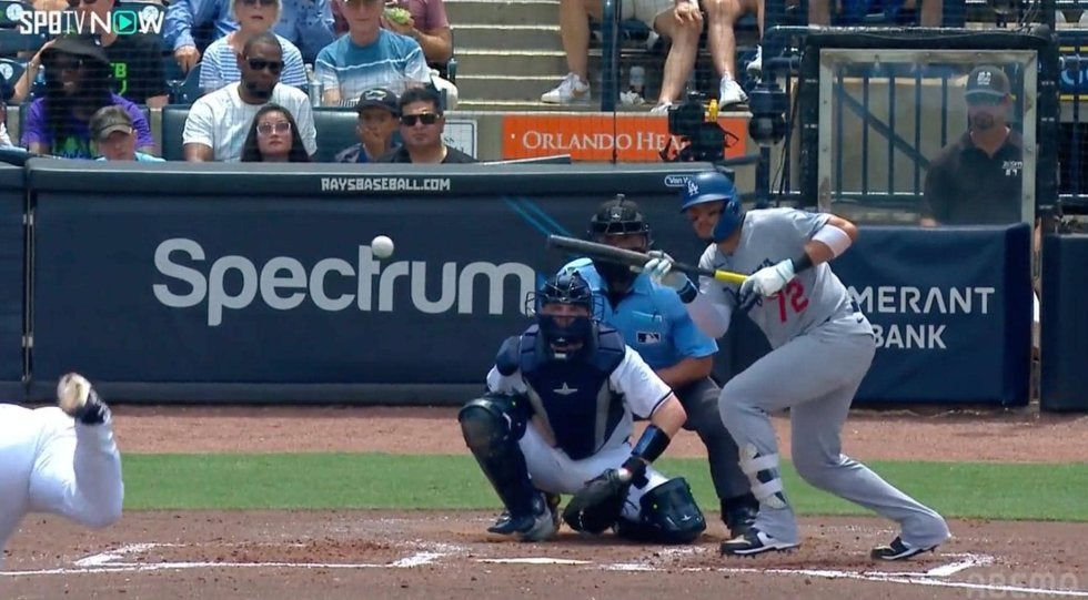 これぞ“奇策” 誰もが意表を突かれた…脅威のセーフティーバントにファン騒然「上手すぎるｗ」「完璧なコース」