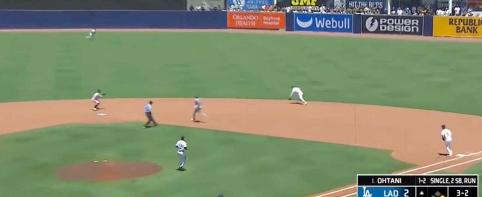 なんだこれは！？ 大谷翔平、崩されながら“想定外の打球”「力強いな」相手野手が飛んでも止められない「流れが来てる」