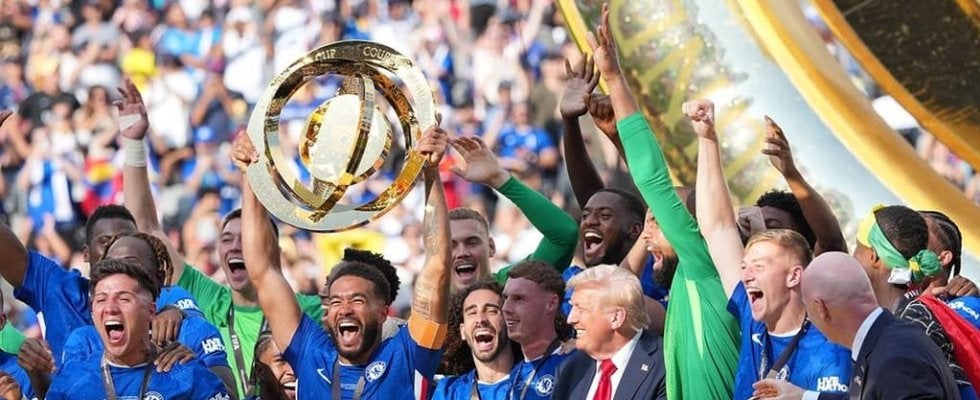 氷の化身の｢2発｣と｢ループ｣｢レッド｣でダメ押し！世界王者チェルシー表彰式の｢主役｣【クラブW杯スター列伝(3)】