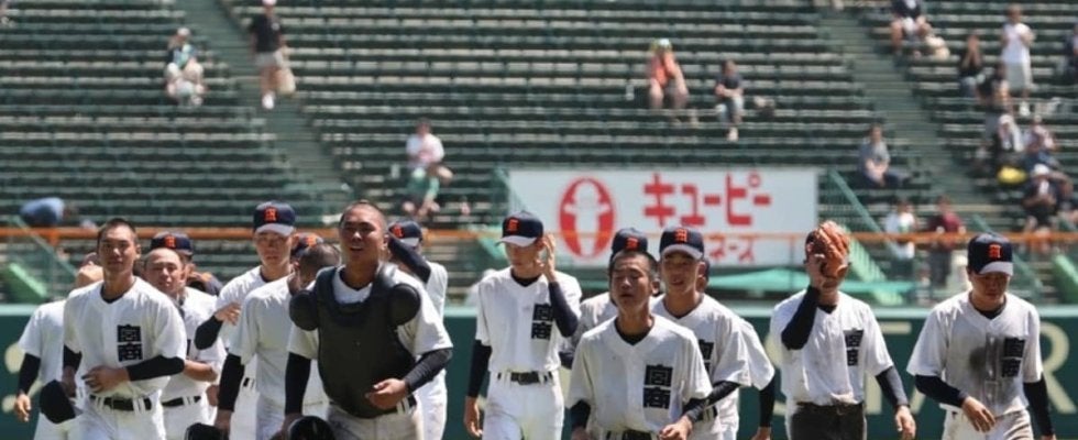 宮崎商がサヨナラ負けで県勢「令和初勝利」にあと一歩届かず、9回土壇場で追いつくも延長タイブレークで力尽きる【25年夏甲子園】