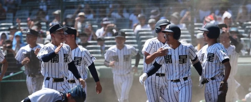 大会初の継続試合目前で劇的サヨナラ！開星の大会最年長監督は選手を称賛「本当に感謝している」【25年夏甲子園】