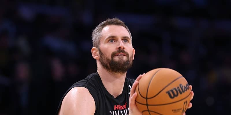 今夏はビールにリラード、エイトンらがバイアウトで移籍…次の候補はケビン・ラブか？