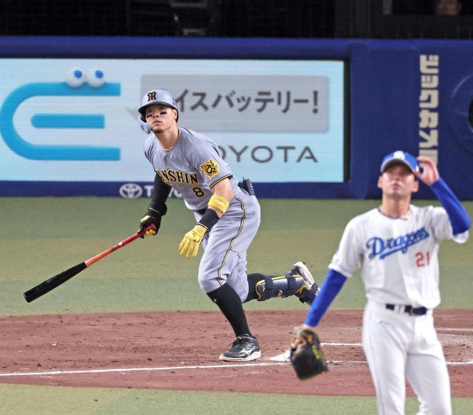 エポックワン RC【佐藤輝明】自身初の甲子園バックスクリーン弾（21.4.15） エポックワン RC【佐藤輝明】自身初の甲子園バックスクリーン弾