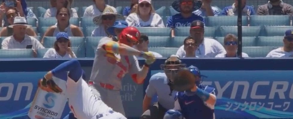 なんだこれは…？ 大谷翔平、急激に伸び上がる“火の玉ストレート”「威力が増してる」ヌートバーが豪快な“マン振り三振”「悪夢すぎる」