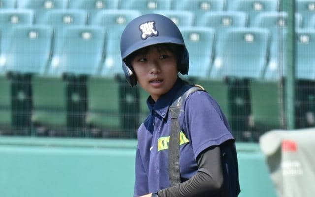 夏の甲子園で初の女子部員ボールパーソン　家永さん「ノーエラーで」