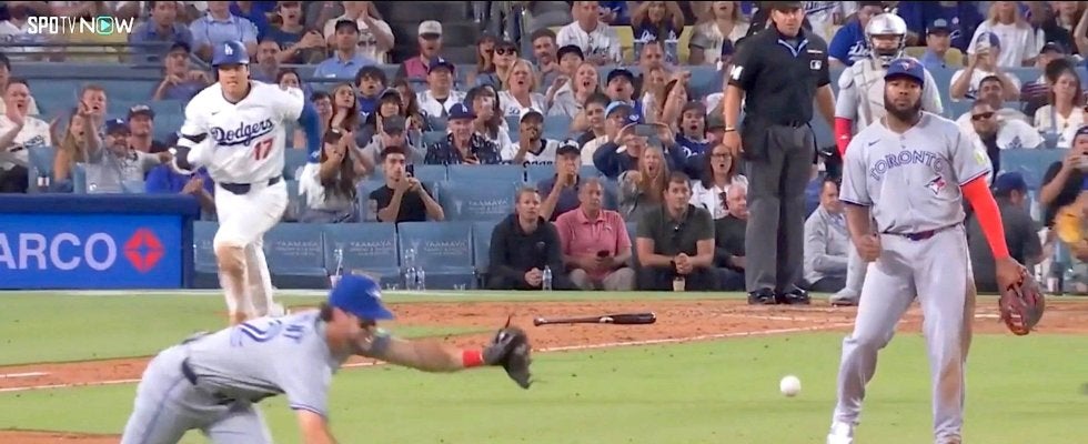 大谷翔平の126キロ“遅打球”を「おっと弾いた」 実況も驚いたハプニング…ゲレーロJr.も“珍打”に呆然