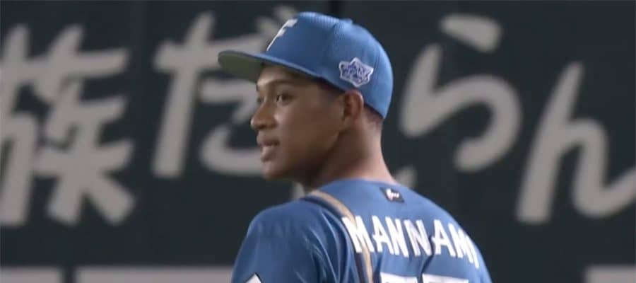 万波中正の“爆肩”が「エグすぎ」　笑うしかない…激レアなライトゴロは「余裕でアウト」