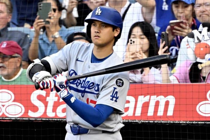 大谷選手の同僚 大谷翔平 元同僚で親交深いロレンゼンと旧交温める OP戦で2発