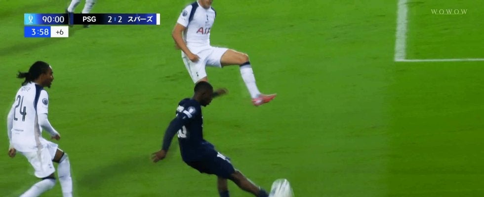 驚愕！ PSGエースの“神ムーブ→弾丸クロス”「あんな人数がいたのに…」「アクションとキックの質が高い」名物解説者も舌を巻いた一部始終