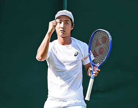 望月慎太郎 快勝で8強