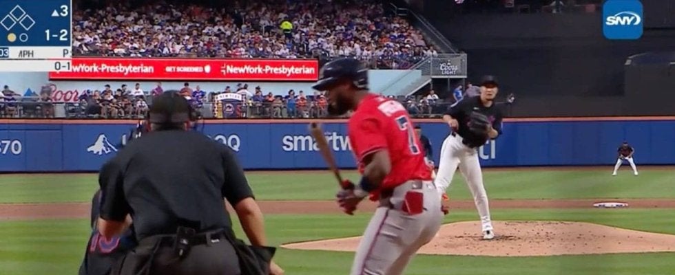 もうワケわからん！千賀滉大の剛速球に“打者が笑う”「これは手が出ない」“鬼緩急”球速差50キロ→手も足も出ない“見逃し三振”