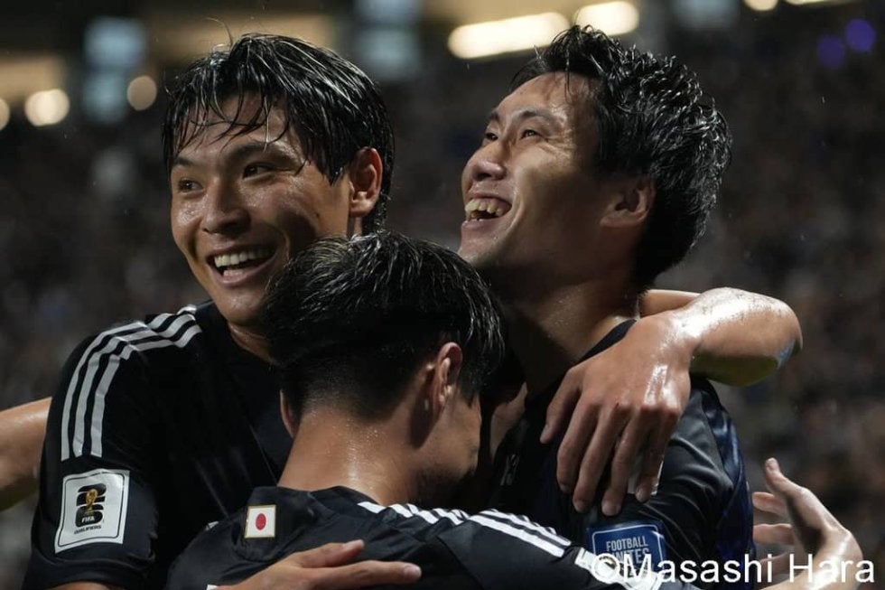 鎌田大地 クリスタルパレス アウェイ 長袖ユニフォーム 24-25