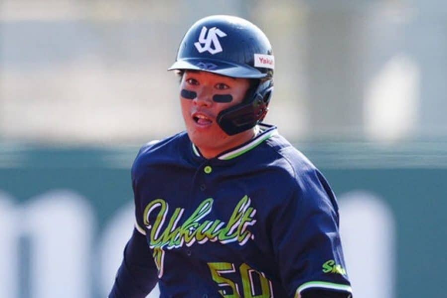 燕・北村恵吾、頭部に146キロ直撃で途中交代 中日・仲地礼亜は危険球