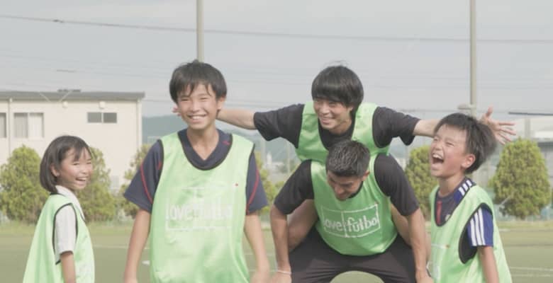 好きなサッカーができない……体験格差は子どもに何をもたらす？ 