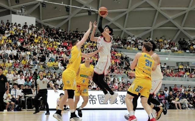 元NBAの渡辺雄太選手、地元の香川で凱旋プレー「夢が叶った瞬間」
