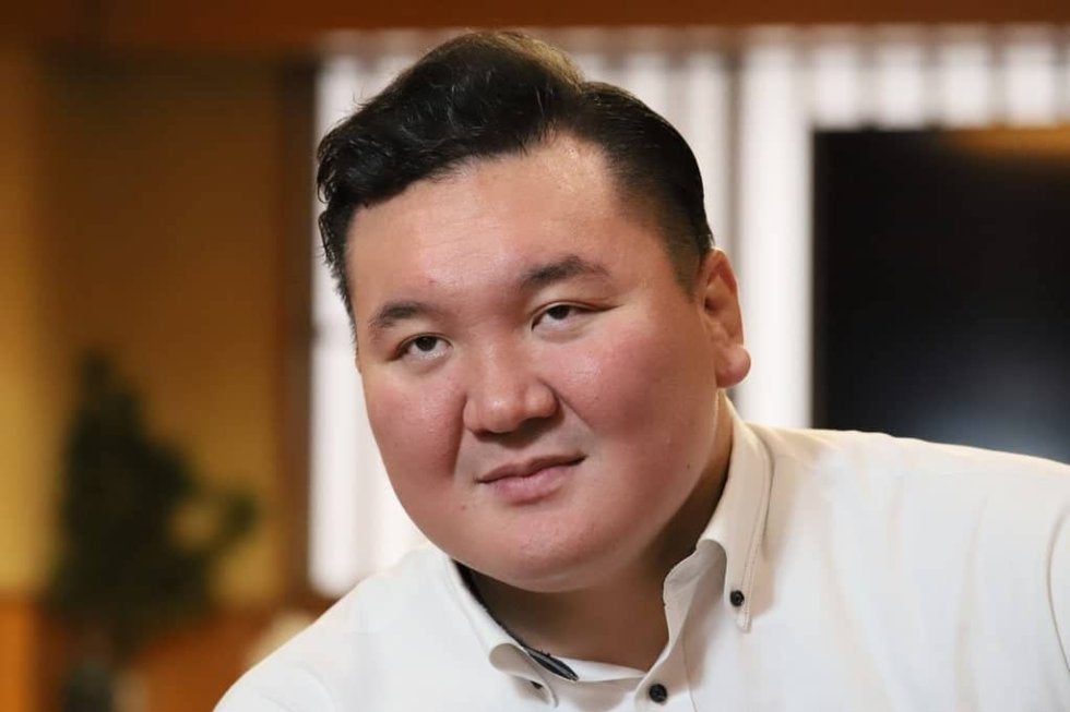 背番号はやっぱり69｣元横綱・白鵬が豪快ダイレクト弾！マジョルカ在住