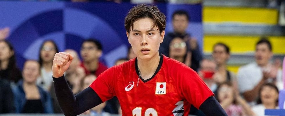 「最高の誕生日」髙橋藍、24歳バースデーを迎えて感謝のメッセージ 1万人超のファンが会場で祝福し、人気俳優も駆け付ける