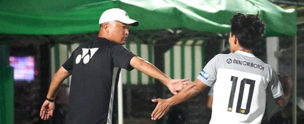 「リンカーン」をテーマにした指揮官の決断。4連敗中と背水の陣で挑んだ勝負の一戦の試合前ミーティング　高円宮杯プレミアリーグEAST 浦和レッズユース×柏レイソルU-18マッチレビュー