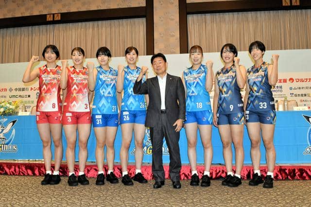 断*な様 支給品 岡山シーガルズ 2022 中井心音 バレーボール教室 特注ユニ 断*な様 支給品 岡山シーガルズ 2022 中井心音 バレーボール教室