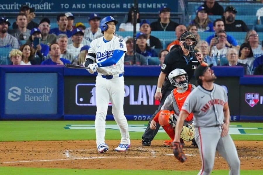 大谷翔平ホームラン1号2号3号 話題となった大谷翔平の第1号HRを解析 天井に当たった？＜MLB東京