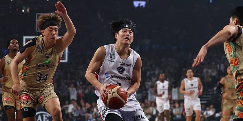 新加入・安藤誓哉がまたも終盤に勝負強さを発揮…横浜BCが琉球との接戦を制して2連勝