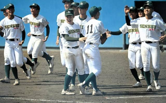 専大松戸が中央学院を破り、3年ぶりの頂点　秋季千葉県高校野球決勝