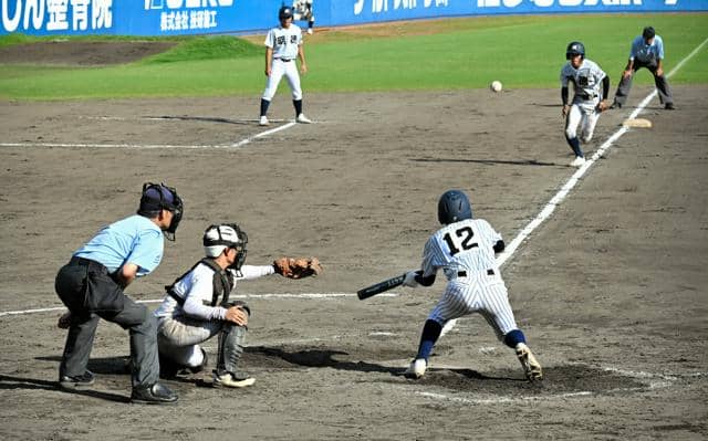 明徳義塾が土佐を下し優勝、3位は高知商　秋季高校野球高知県予選