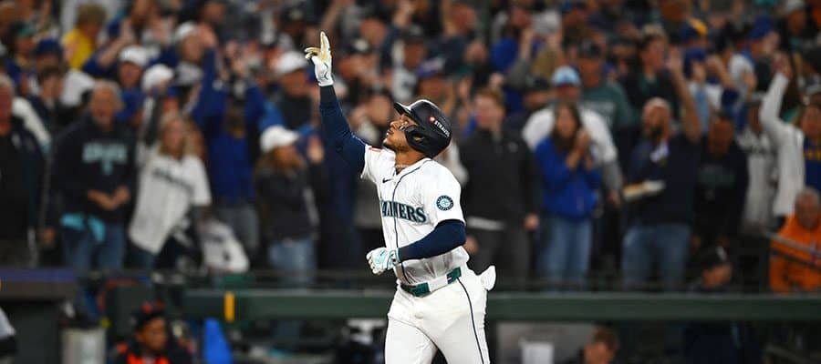 1点差で24年ぶり“PS本拠地勝利”　CY賞左腕から2発…マリナーズ監督が語った攻略の裏側