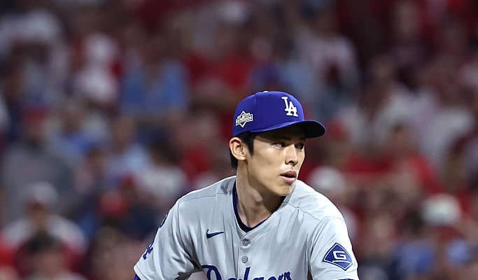 早く出せよ！ 佐々木朗希、異常事態で“まさかの展開”「心臓ヤバい」「エグいな」絶対絶命のピンチ→とんでもない“神投球”「大魔神やん」