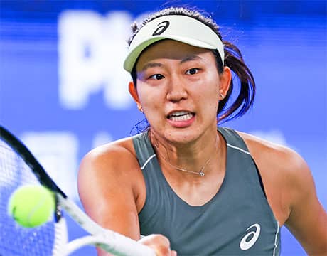 内島萌夏 世界3位に完敗で2回戦敗退