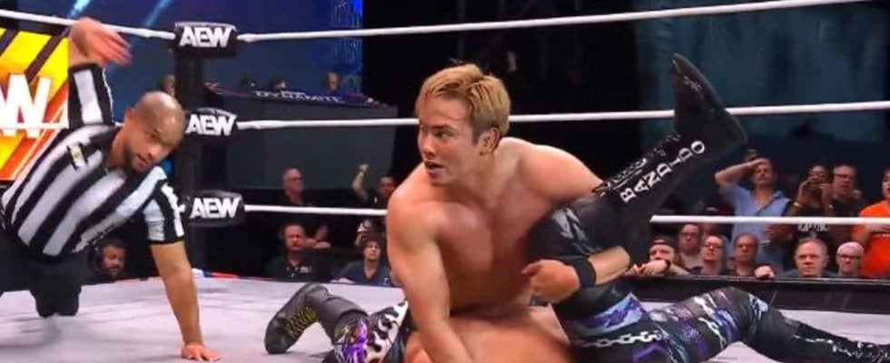 【AEW】誤爆、勝手にタッチ…オカダ・カズチカと竹下幸之介が連係なき勝利でタッグ王座挑戦へ