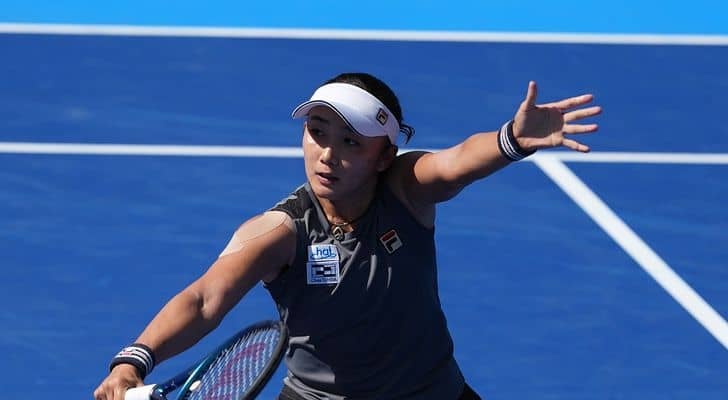 第2シードの岡村恭香が2試合連続のフルセットマッチを制して8強[第100回 全日本テニス選手権]