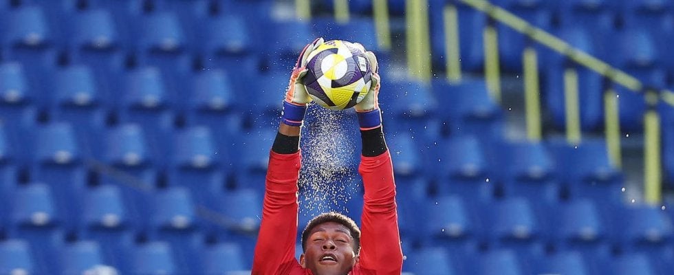 【日本代表】GK鈴木彩艶、南米特有の“ツッコミ”警戒「相手の強み。恐れずにやりたい」