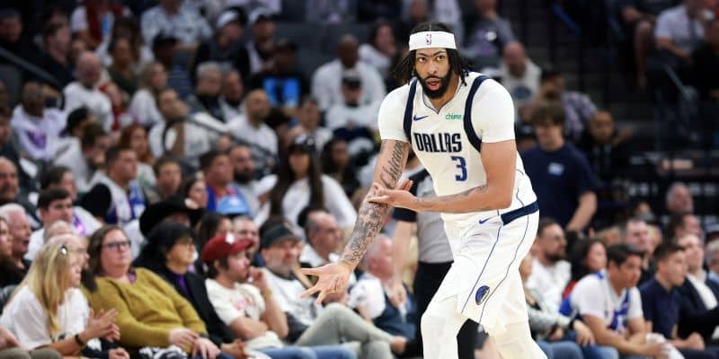 アンソニー・デイビス、5番よりも4番を好む理由を語る「ただ勝ちたいだけなんだ」