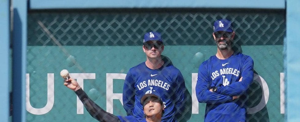 大谷翔平がブルペンで変化球を交え24球の投球練習　10日負ければ第５戦に先発