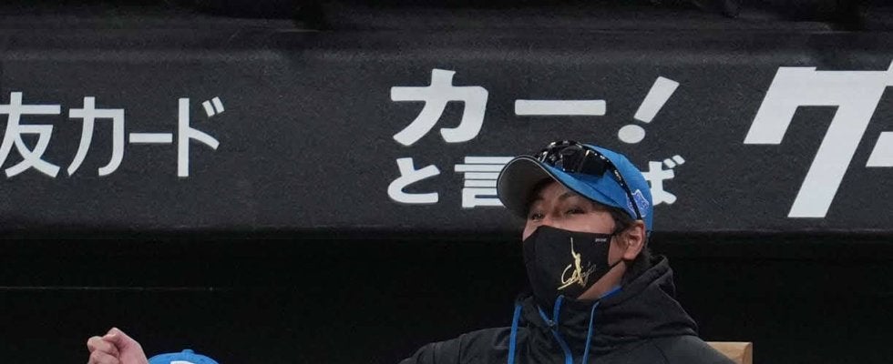 【日本ハム】新庄監督、継投は宮西“コーチ”に任せ王手「見事。勉強になりました」/一問一答