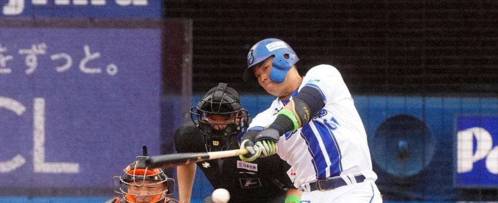 【DeNA】蝦名達夫、ポストシーズン初安打で貴重な追加点「やってきたことを継続できている」