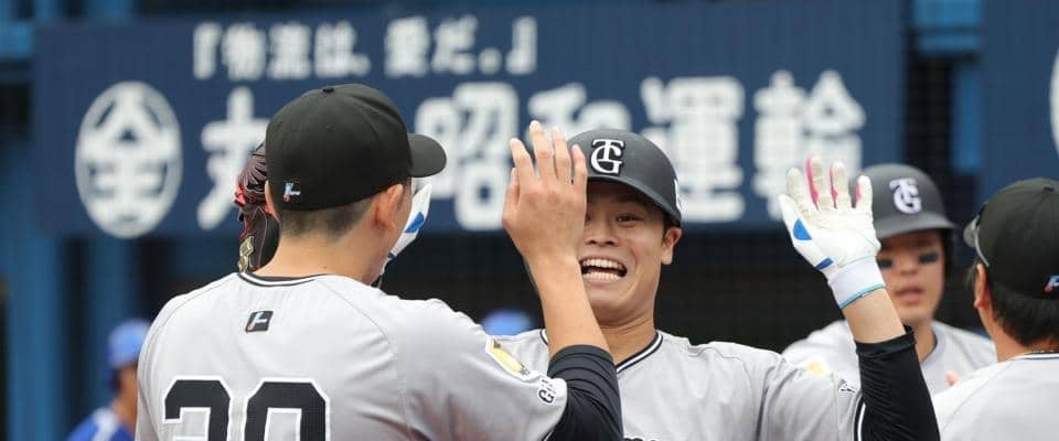 ＤｅＮＡ－巨人　ファン騒然の初回攻防「ラグビーでもしてる？」「楽しすぎる」「バカ試合やってんな」４０分間の異次元乱打戦に