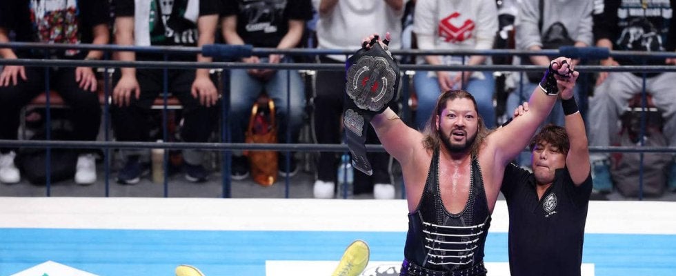 【新日本】練習生ウルフ・アロンがHOT蹴散らしEVILの胸小突く「１・４やらせてください」