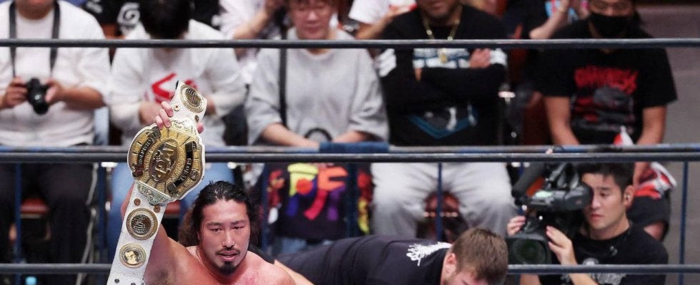 【新日本】辻陽太がゲイブ下し王座奪回、試合後ウォードッグスと和解し棚橋弘至に王座戦呼びかけ